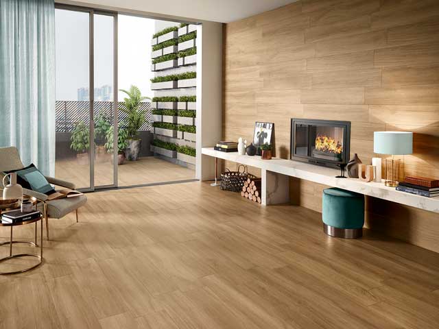 Les carrelages intérieurs d’aspect bois apportent une touche chaleureuse dans tous les espaces où ils sont posés.